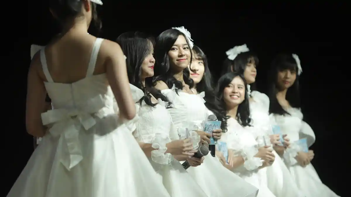 Teater JKT48 Sepi, Melody Nurramdani Laksani Sedih