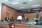 SIDANG-Sidang-kasus-pembunuhan-Alberto-Benedict-Joel-Tanos-alias-Beto-dengan-terdakwa-Razyah.jpg