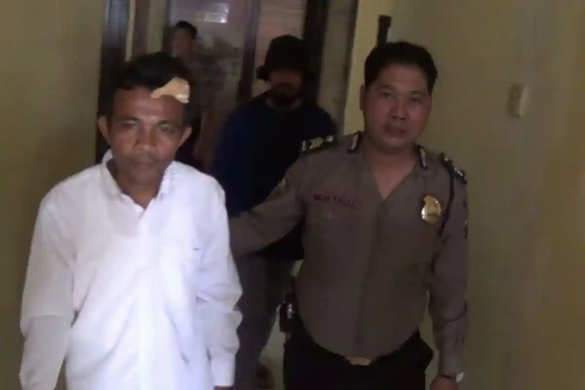 Guru Tak Mampu Lagi Mendidik, Empat Siswa Pengeroyok Tenaga Honorer SMP Dikeluarkan dari Sekolah