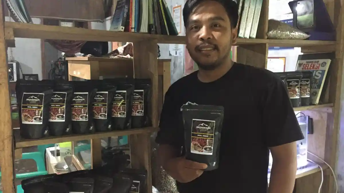 Sempat Eksis di Dunia Perbankan, Pria di Lampung Barat Sukses Jadi Pengusaha Kopi