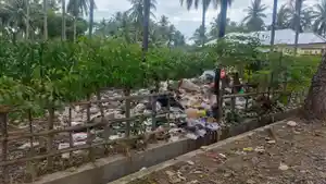 Sampah-di-Desa-Piloliyanga.jpg