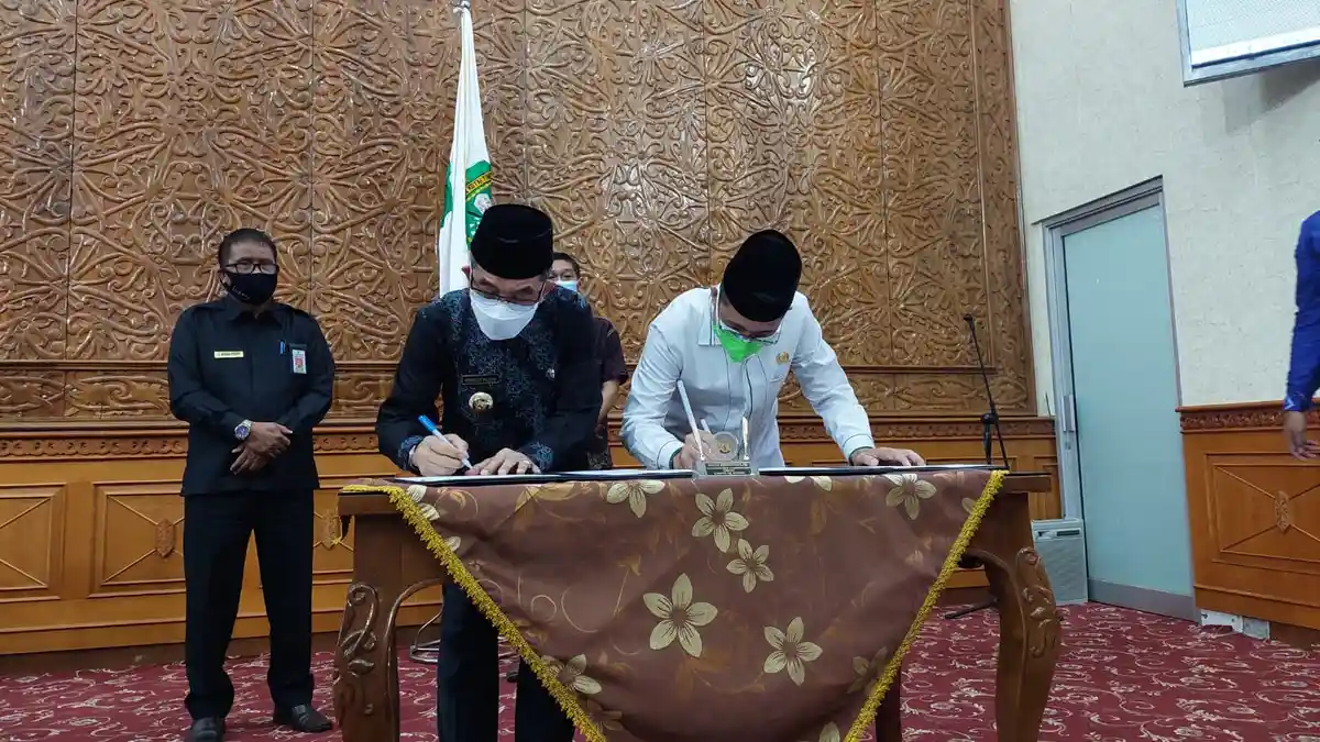 DPRD Kutim Rapat Paripurna ke 26, Sepakat Dusun Sidrap tak Dilepaskan ke Kota Bontang