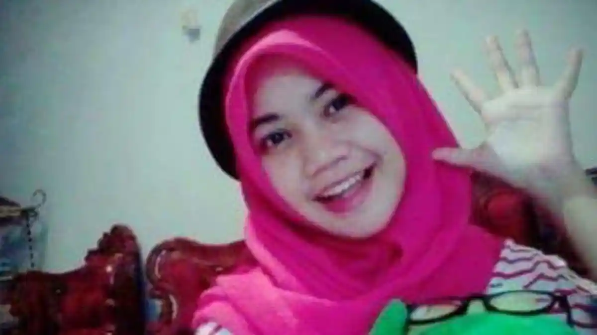 Gadis Cantik Ini 'Post' Status Di Facebook Sebelum Dijemput 'Malaikat' Maut