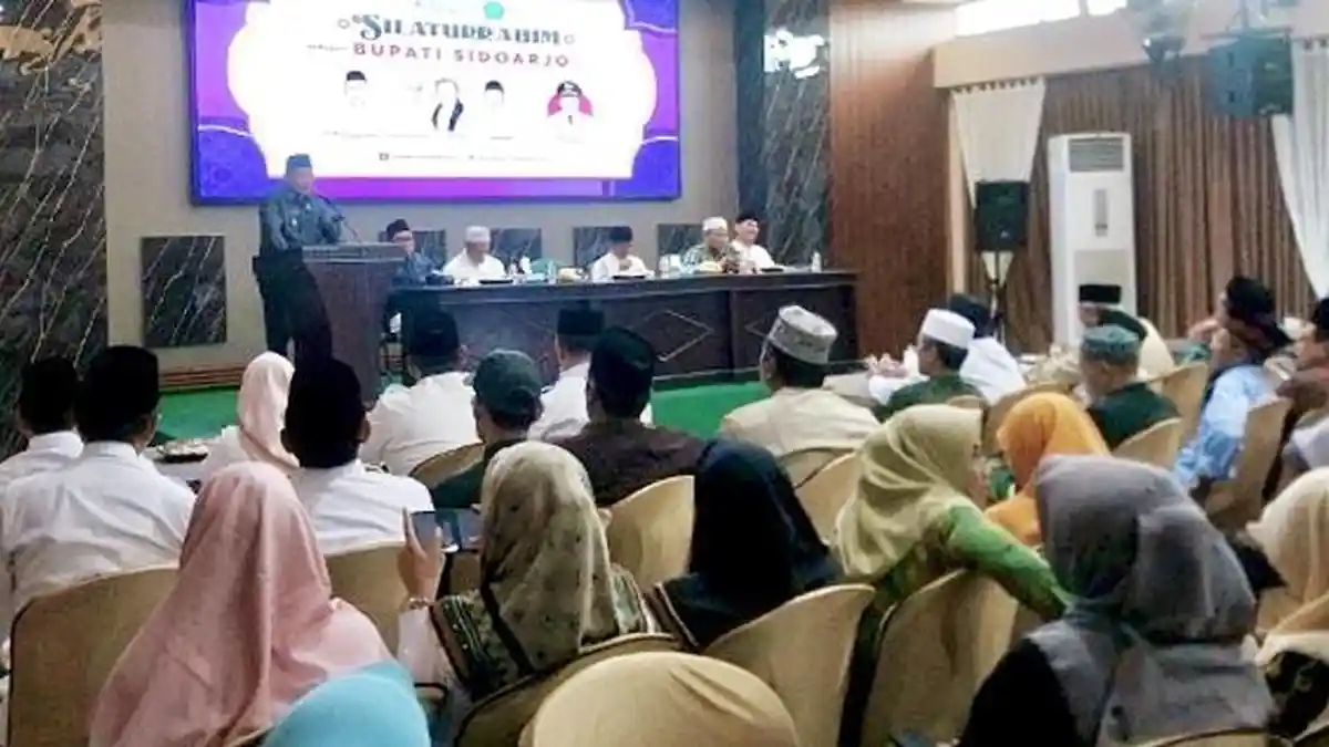 Plt Bupati Subandi Ajak Para Pejabatnya Sowan ke PCNU Sidoarjo, Disambut KH Abdus Salam Mujib
