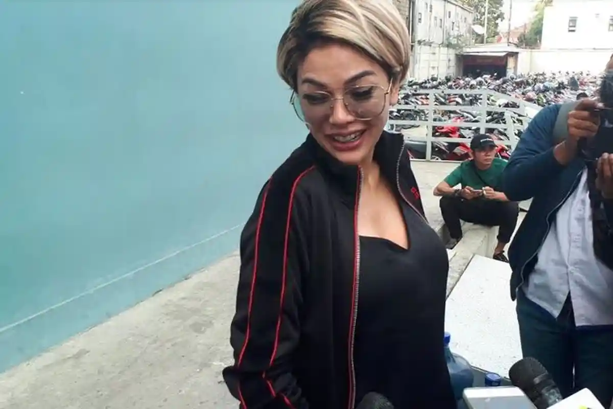 Nikita Mirzani Sebut Tak Ada Kata Maaf untuk Elza Syarief: Enggak Usah, Lebaran Aja Nanti