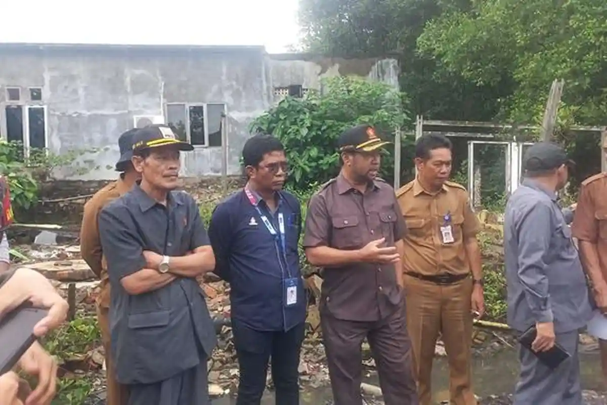 Nelangsa Nurdin Rumahnya Roboh Termakan Usia, Pemkot Bontang dan Perusahaan Janjikan Bantuan