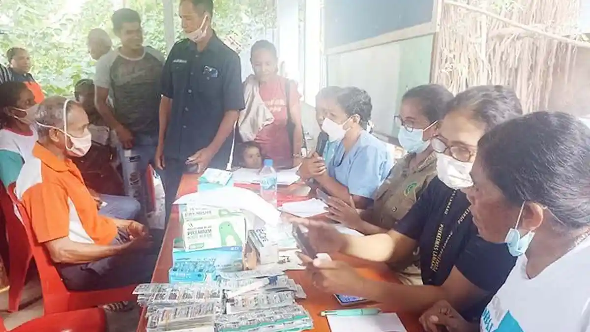 Ratusan Warga Jontona Terserang ISPA, Diduga Akibat Abu Vulkanik Gunung Ile Lewotolok