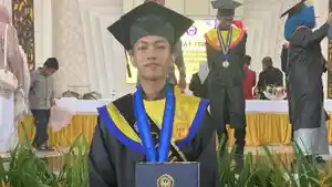 Sosok-Muhammad-Nabil-Afkar-wisudawan-terbaik-Universitas-Halu-Oleo-Kendari-periode-AprilJuli-2025.jpg