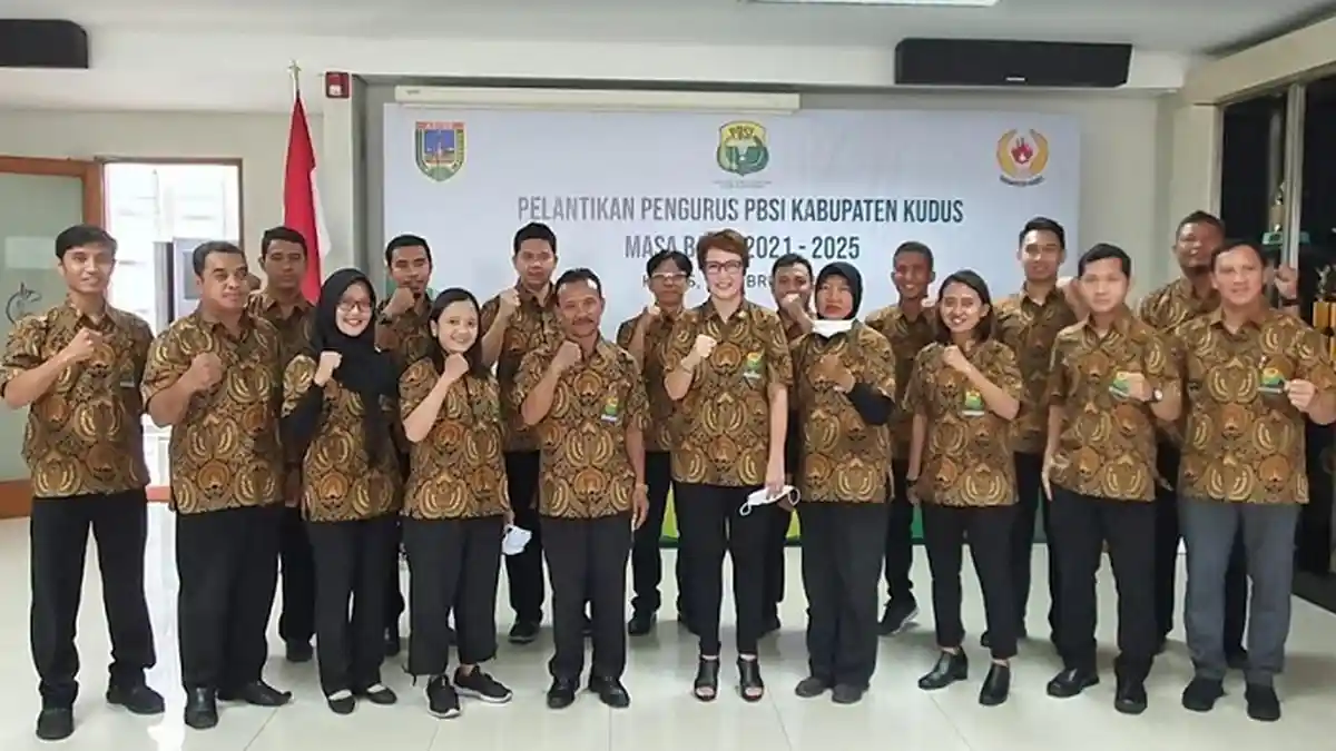 Yuni Kartika Dilantik Jadi Ketua PBSI Kudus