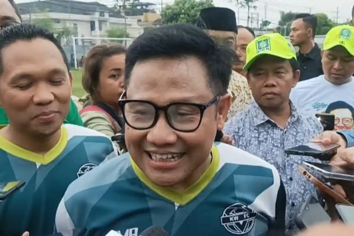 Cak Imin Janjikan Jaminan untuk Pemain Bola saat Main Bareng Legenda Persebaya, Dicover Asuransi