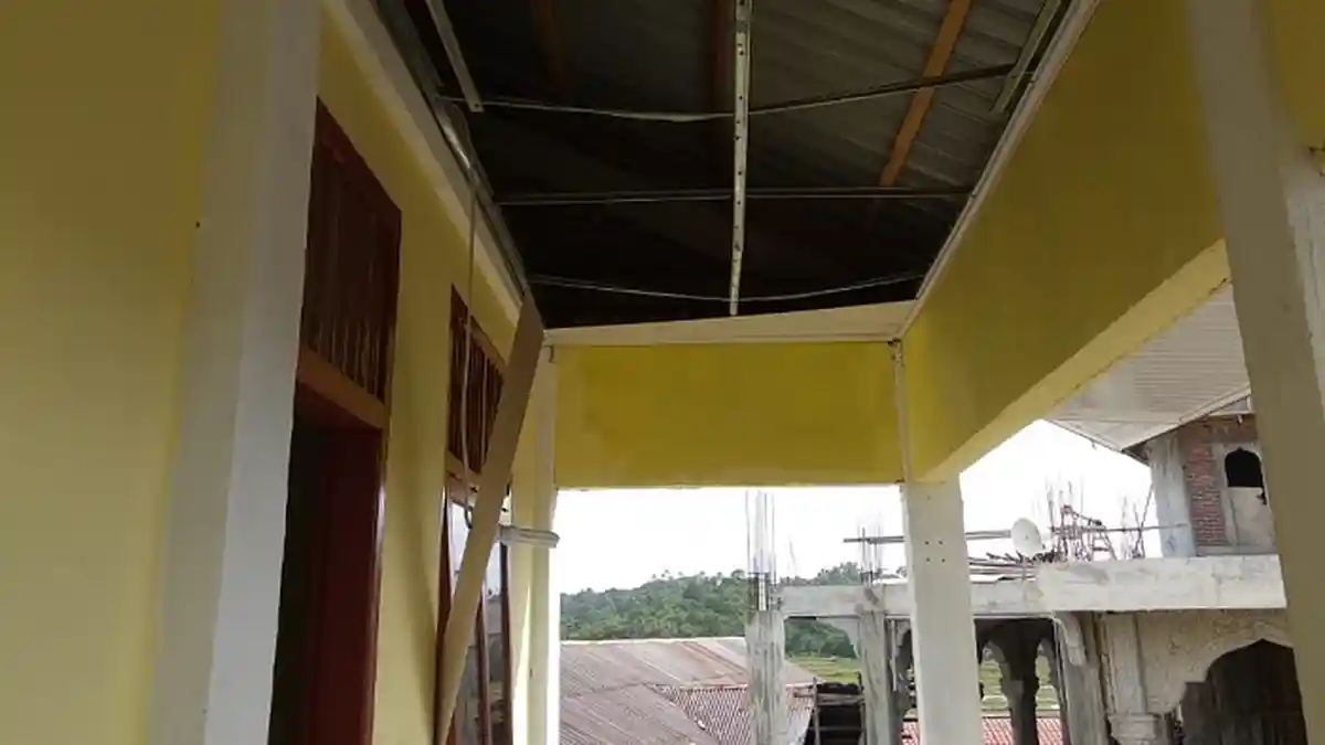 Baru Dua Bulan Serahterima, Bilik Santri Dayah Budi Lamno Sudah Rusak Parah