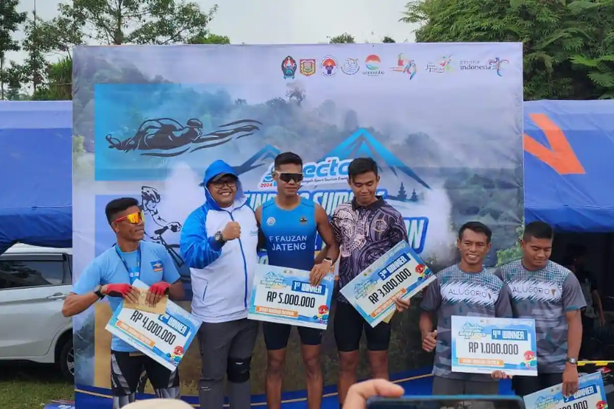 Prajurit Yonif 410/Alugoro Borong Podium Sindoro Sumbing Triatlon dan Duathlon Challenge 2024