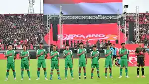 Tim-Banteng-Jatim-FC-U17-saat-mengikuti-Soekarno-Cup-2025.jpg