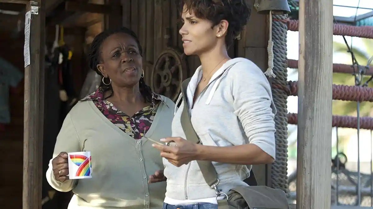 Sinopsis Dark Tide, Tayang di Bioskop Trans TV Malam Ini Pukul 23.00 WIB