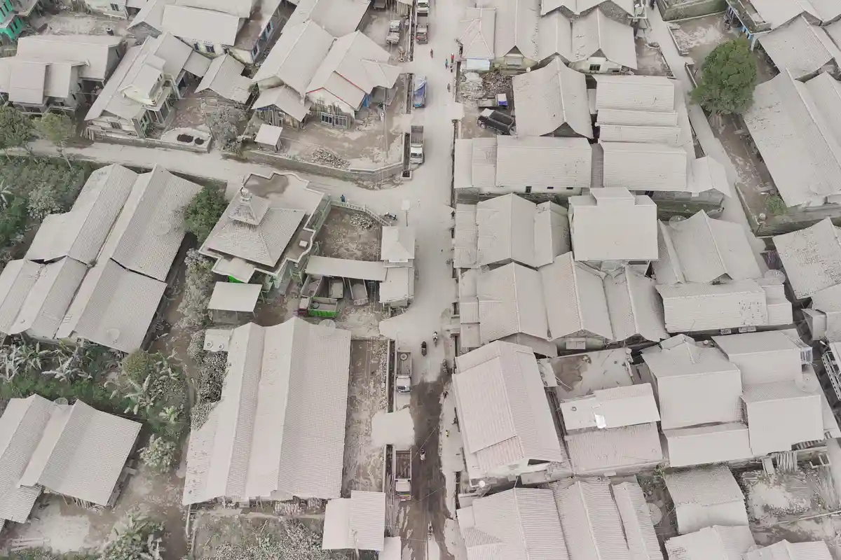 Erupsi Merapi: 24 Kali Keluarkan Awan Panas hingga Warga Krinjing Magelang Berlakukan Jaga Malam