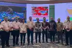 Yusra-Alhabsyi-didampingi-Dony-Lumenta-saat-menandatangani-MoU-bersama-BMKG.jpg