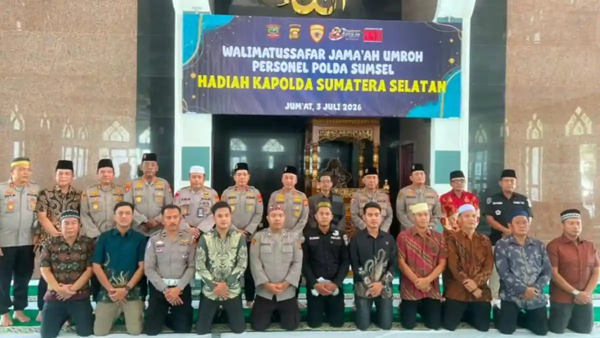 Kapolda Sumsel Berangkatkan Personel Berprestasi Umrah, Bentuk Apresiasi atas Dedikasi & Pengabdian - Sripoku.com