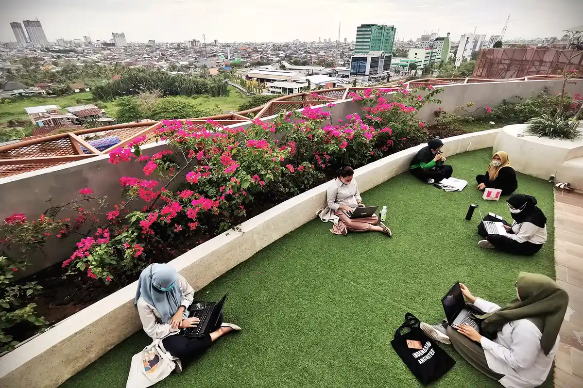 Ubah Suasana Kerja dan Tetap Produktif Melalui Program Work From Nipah