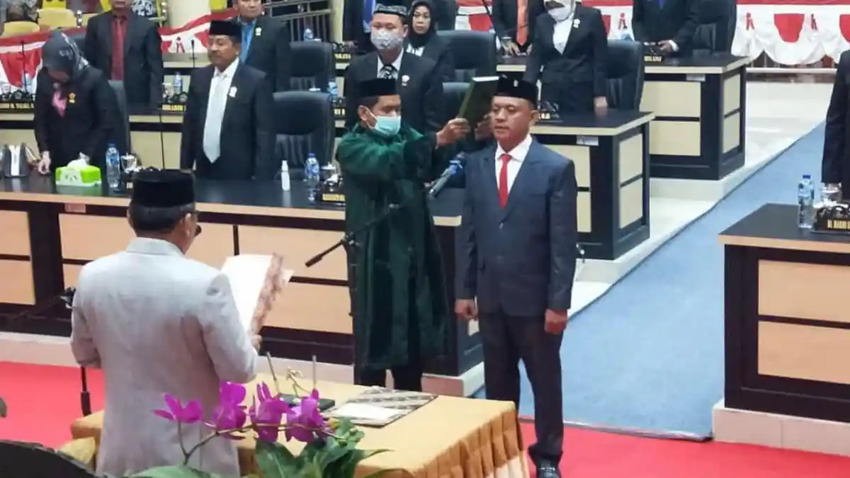 Resmi Dilantik Sebagai PAW Aleg Boalemo, Sahminan: Saya Akan Lanjutkan Perjuangan Yayan Asuna