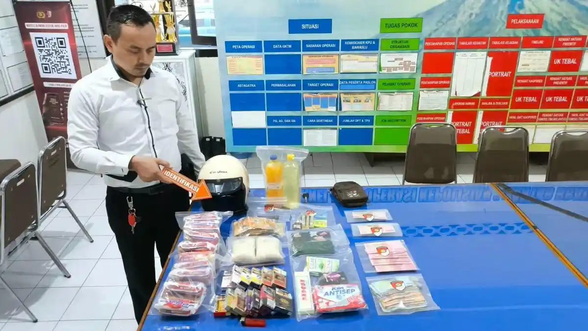 2 Wanita Asal Kota Malang Belanja Pakai Uang Palsu di Dampit Kabupaten ...