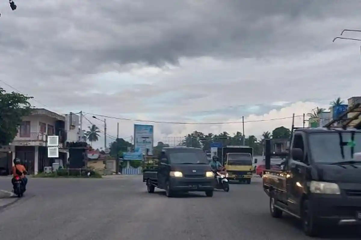 Padang-Bukittingi Satu Arah Saat Momen Lebaran 2023, Pengendara Lawan Arah bakal Ditindak