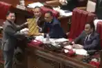 Rapat Paripurna DPR Sahkan UU IKN