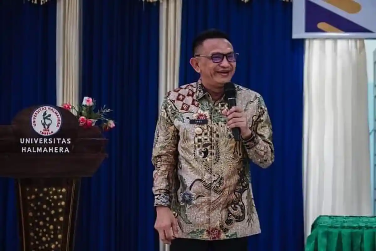 Pj Bupati Morotai Tatap Muka dengan Warganya yang Kuliah di Kampus Uniera Halmahera Utara