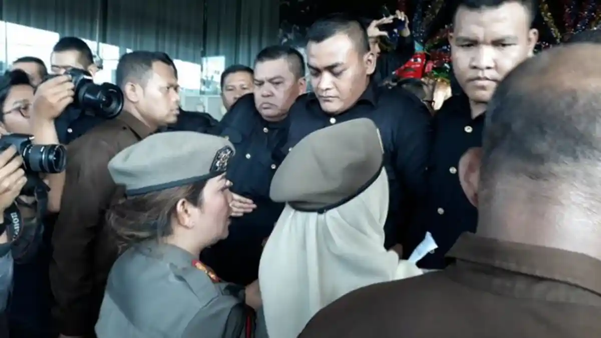 Anak Buahnya Sempat Dihadang Saat Masuk Alexis, Begini Respons Kasatpol PP DKI Jakarta