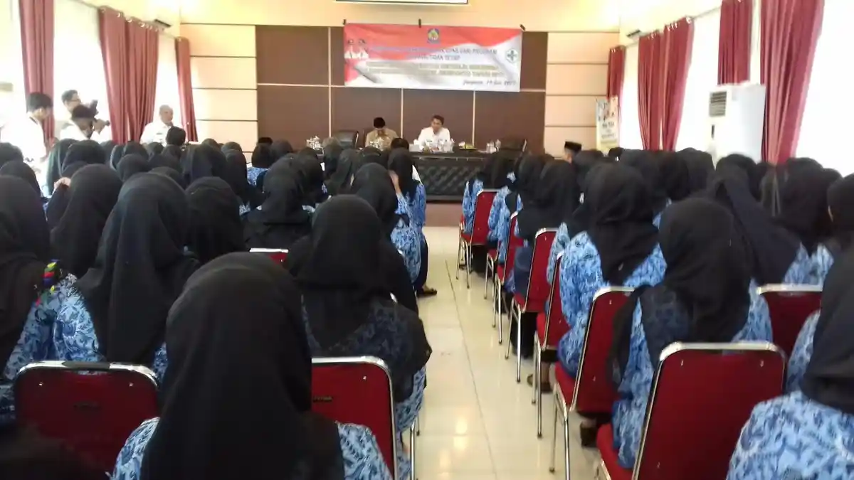 Serahkan 109 SK CASN, Kadis Kesehatan Jeneponto Kampanyekan Iksan Iskandar