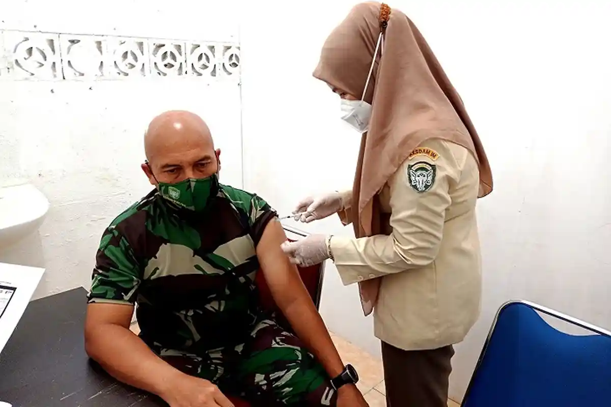 Dandim 0101/BS Lega Usai Disuntik Vaksin Covid-19 Tahap II, Sebut tak Rasakan Efek Samping