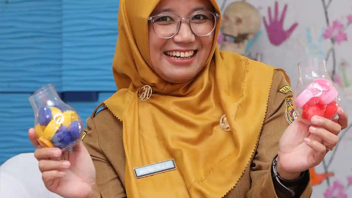 Kepala SDN 2 Sukorejo Kendal Terapkan Pembelajaran Berbasis SDGs dengan Pemanfaatan Sampah