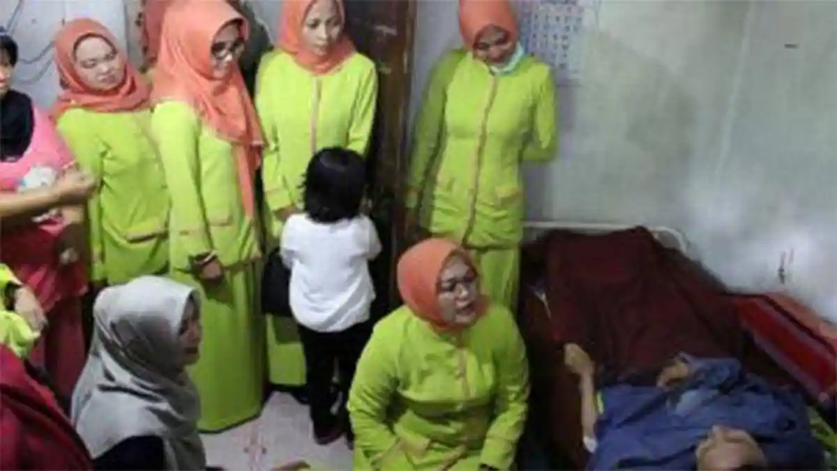 Kabar Terbaru Teti Darmiyati 'Manusia Kayu' dari Kuningan, Kondisi dan Berat Badannya Menurun