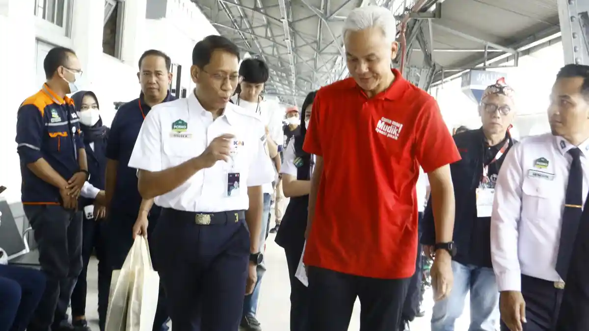 Imbau Pemudik Tidak Telat Datang, Dirut KAI: Ketepatan Waktu Kereta Api Sekarang 99,6 Persen