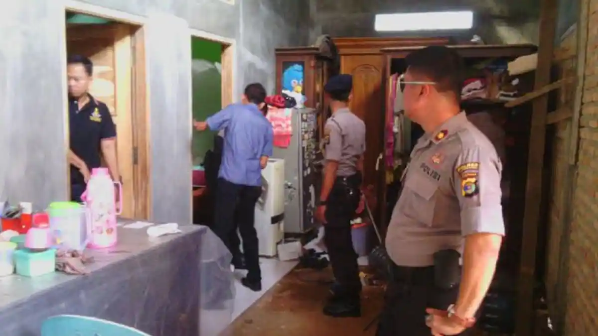 Pindah Tempat, Polisi Geledah Rumah yang Diduga Tempat Pesta Narkoba