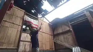 Atap-rumah-warga-rusak-diterpa-angin.jpg