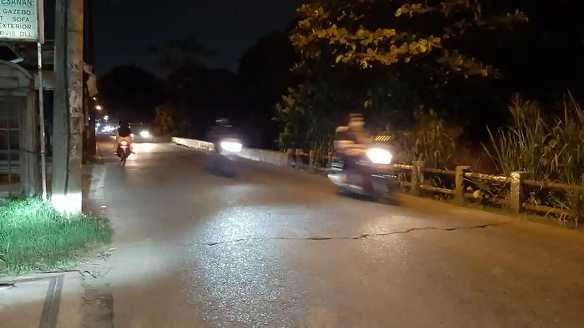 Arus Lalu Lintas di Jalan Raya Grogol Depok Menuju Bojonggede Malam Ini Lancar Tak Ada Hambatan