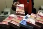 Mata Uang Rupiah Melemah