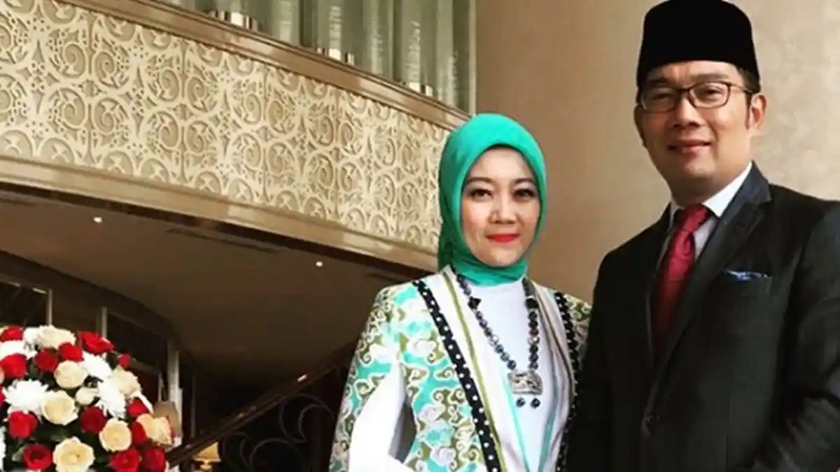 Iseng Coba Fitur di Facebook, Ridwan Kamil Larang Istrinya Operasi Plastik, Ternyata Ini Alasannya!