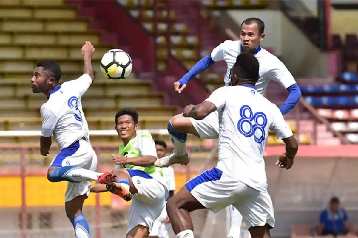 Dikalahkan PSM Makassar, Berikut Peluang Persib Bandung untuk Merebut Kembali Puncak Klasemen Liga 1