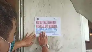 stiker-larangan-jual-beli-daging-anjing.jpg