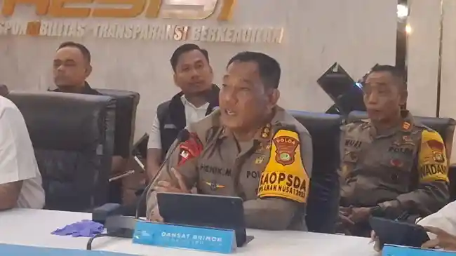 Lagi Patroli Dini Hari, Polisi Temukan Driver Ojol Terkapar di Jatinegara Jaktim, Begini Kondisinya