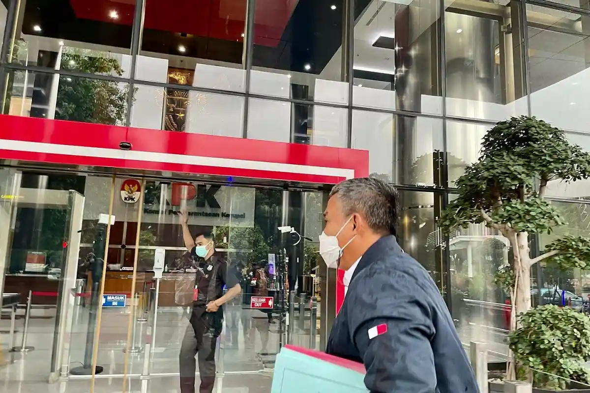 Siapkan Satu Bundel Dokuman Terkait Penyelenggaraan Formula E, Ketua DPRD DKI Datangi Kantor KPK