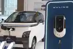 wuling-air-ev-mejeng-di-pameran-khusus-kendaraan-listrik-indonesia-electric-motor-show.jpg