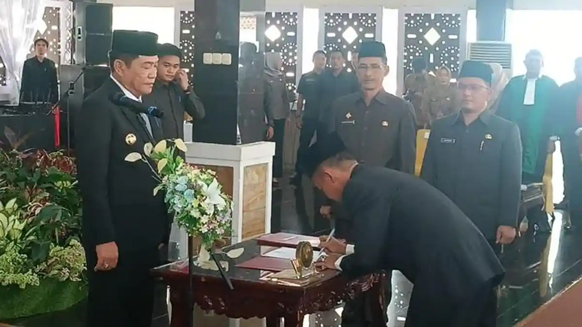 Syaparuddin Jabat Plh Sekda Muba Gantikan Apriyadi yang Dilantik Jadi Asisten I Pemprov Sumsel