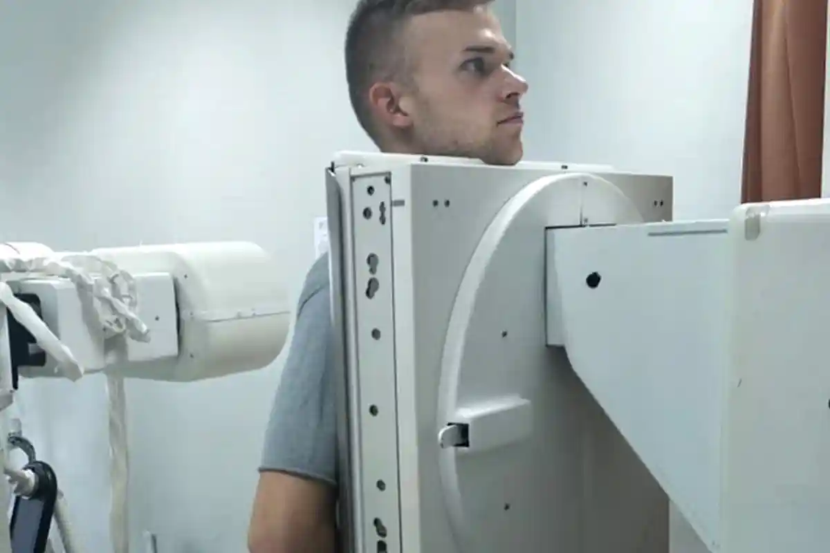 Latihan Perdana di Semen Padang, Wajah Striker Timnas Estonia, Tristan Koskor, Langsung Merah