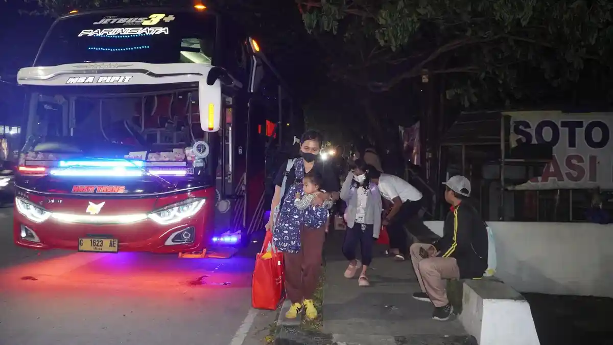 Imigrasi Semarang Sambut Rombongan Mudik Bareng Kemenkumham