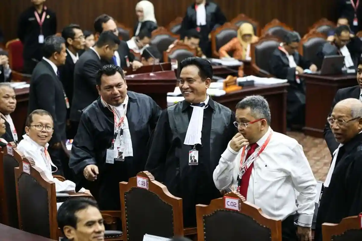 Hasil Sidang MK : Bambang Anggap KPU Terlalu Percaya Diri, Arief : Bagian Strategi Pangkas Waktu
