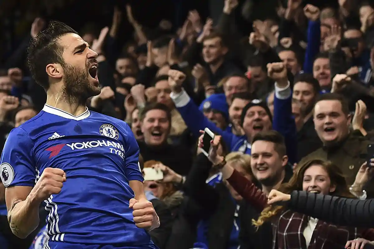 Cesc Fabregas, Ternyata Lebih Efisien dari Mesut Oezil. Ini Buktinya