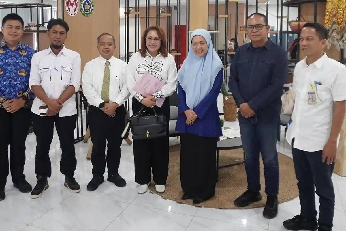 Melinda Aksa Sambut Baik Inisiatif GPIB Tanam Pohon Tabebuya di Makassar