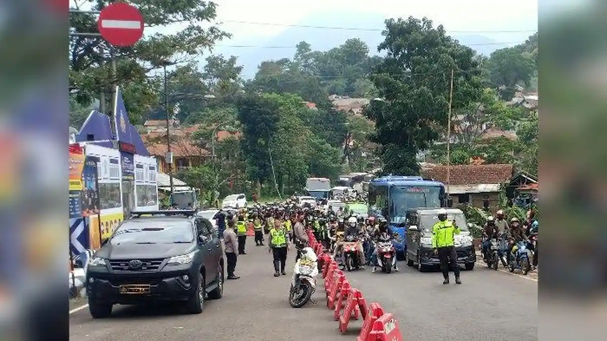 Hari Minggu Ini Puncak Arus Mudik di Nagreg, Polisi Sudah Berlakukan Tiga Kali One Way